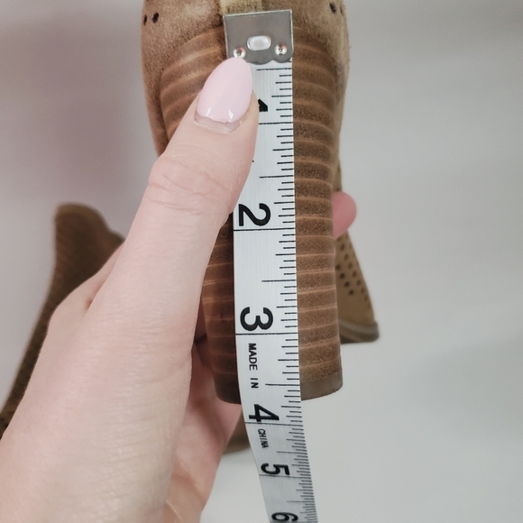 Lucky Brand Larisa Booties Women's 8W Tan Neutral Peep-Toe Leather Block Heel - Picture 11 of 14